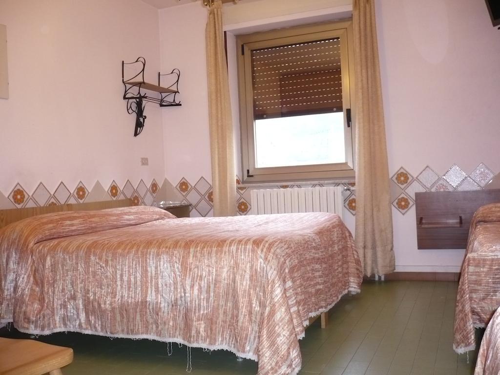 Hotel Beau Sejour Giampietro Andrea Sarre Pokój zdjęcie